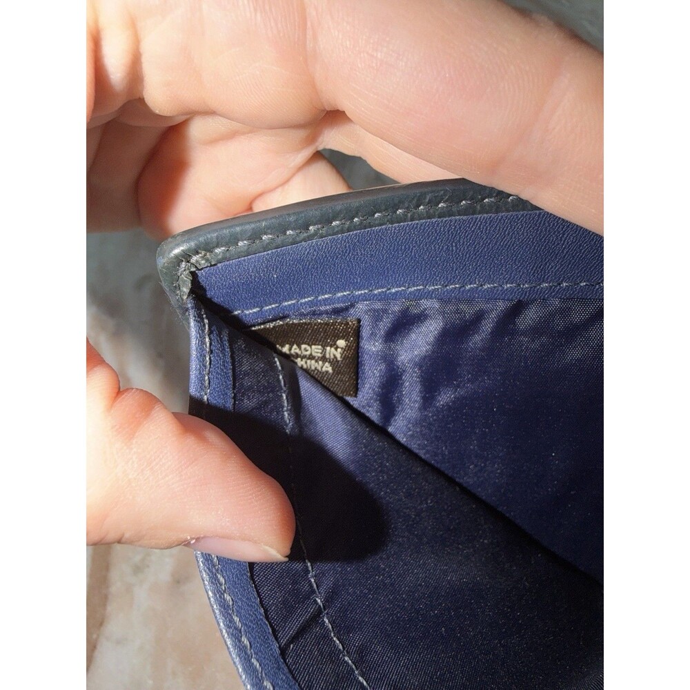 RARE Coach Legacy Black Leather Trifold Wallet Excellent Condition! - Picture 9 of 12